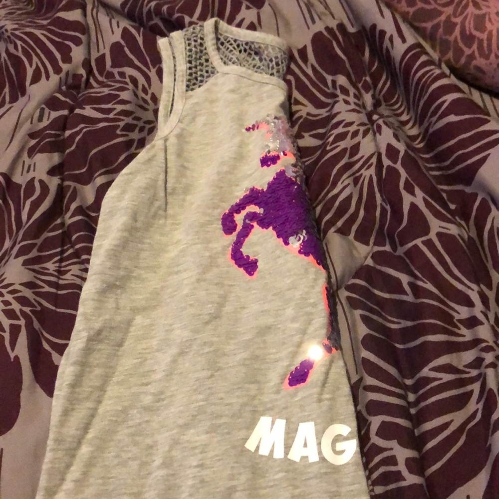 Shirt - Picture 2 of 3